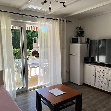 Haus 23 Seeblick Eg Links *