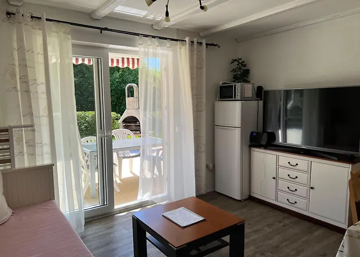 Haus 23 Seeblick Eg Links *